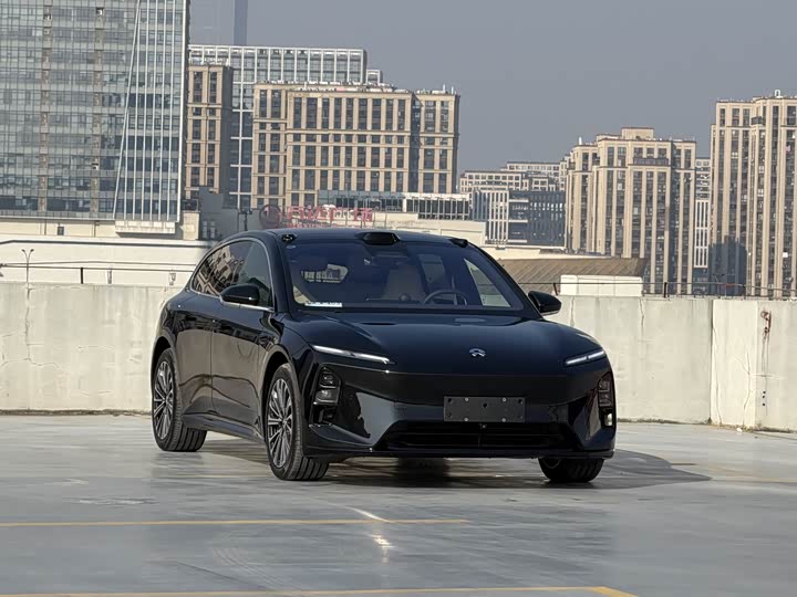 Фото 2 - Nio ET5T