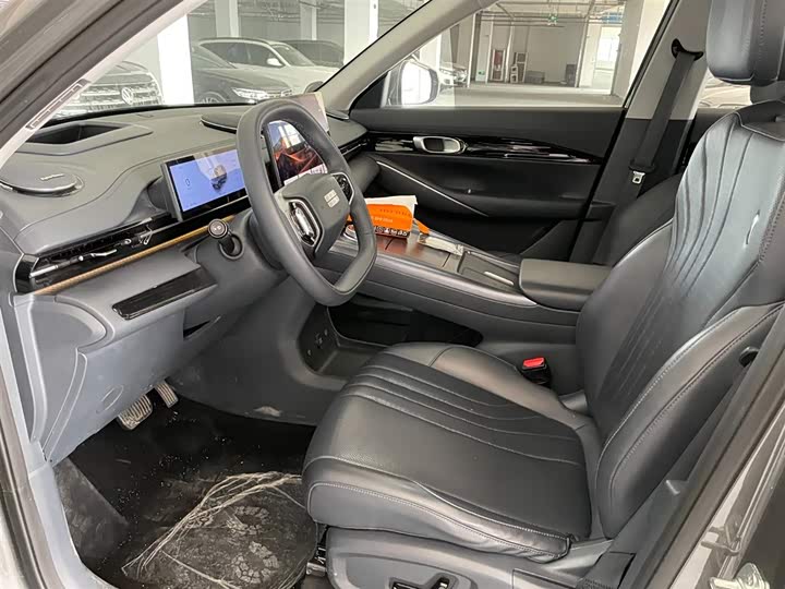 Фото 7 - Geely Galaxy E5