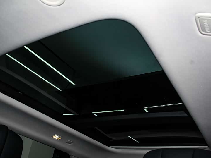 Фото 9 - Land Rover Range Rover Evoque L