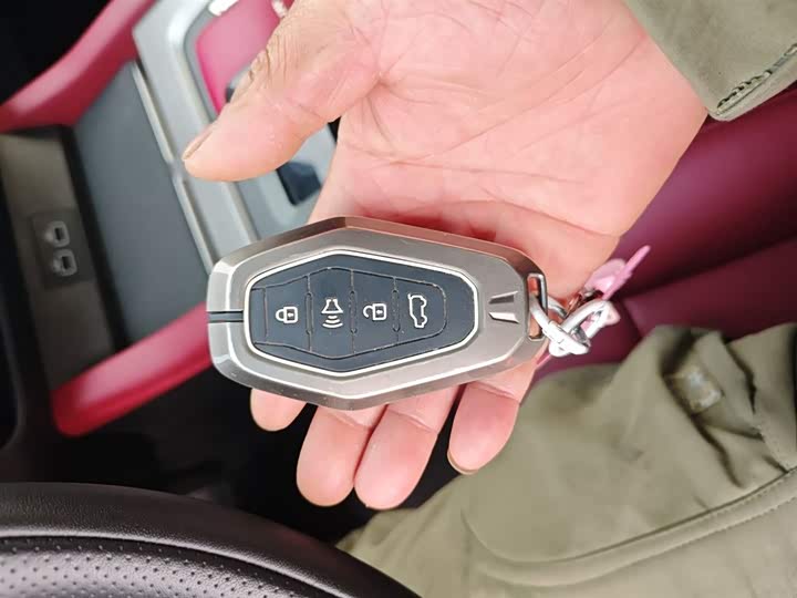 Фото 9 - Jetour X70S