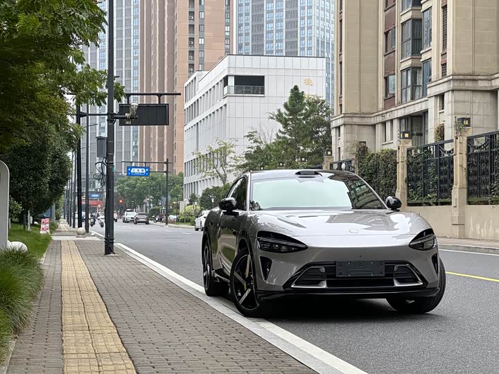 Фото 3 - Xiaomi YU7