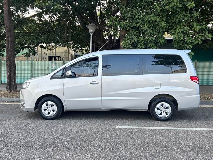 Фото 6 - JAC Refine M4