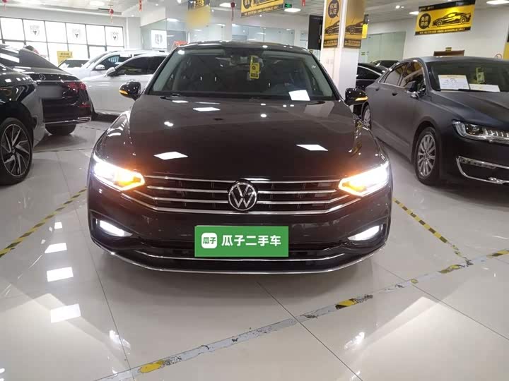 Фото 3 - Volkswagen Magotan