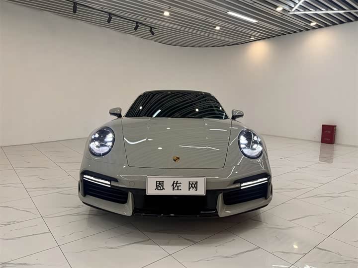 Фото 3 - Porsche 911