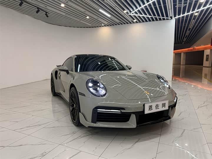 Фото 4 - Porsche 911