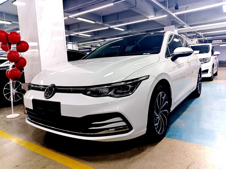 Фото 1 - Volkswagen Golf