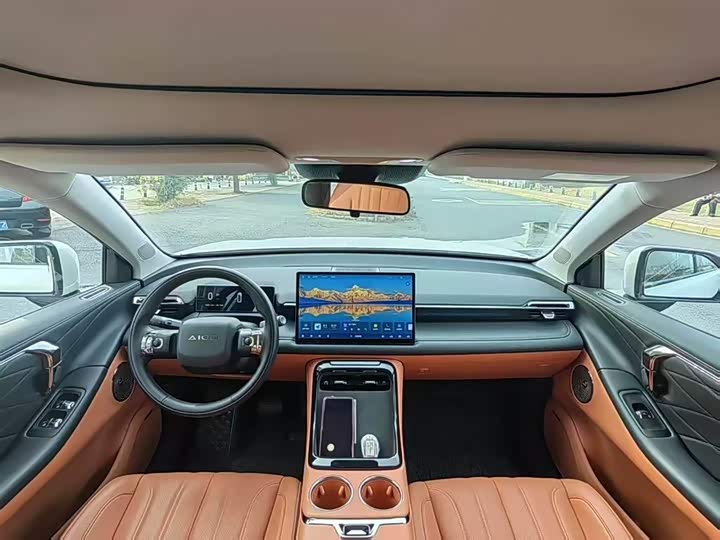 Фото 9 - GAC Aion V