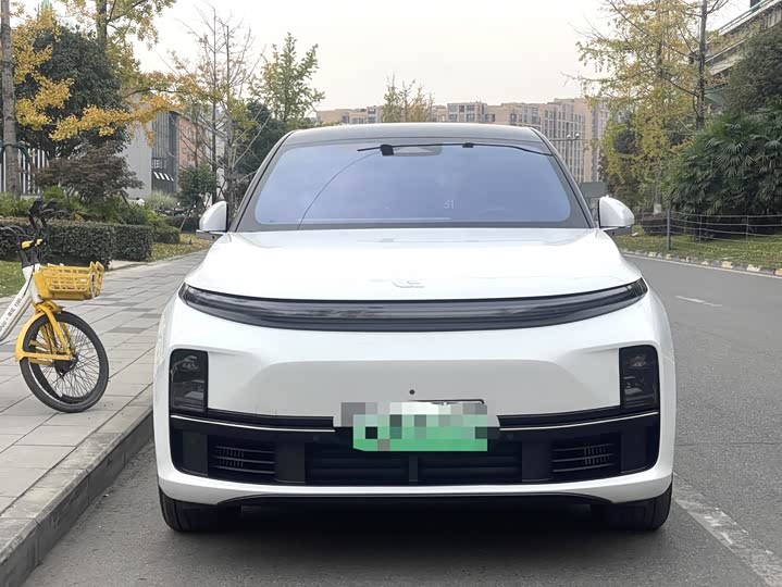 Фото 2 - LiXiang L7