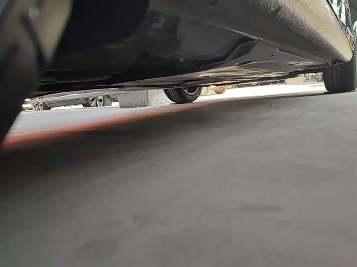 Фото 4 - Volkswagen Sagitar L