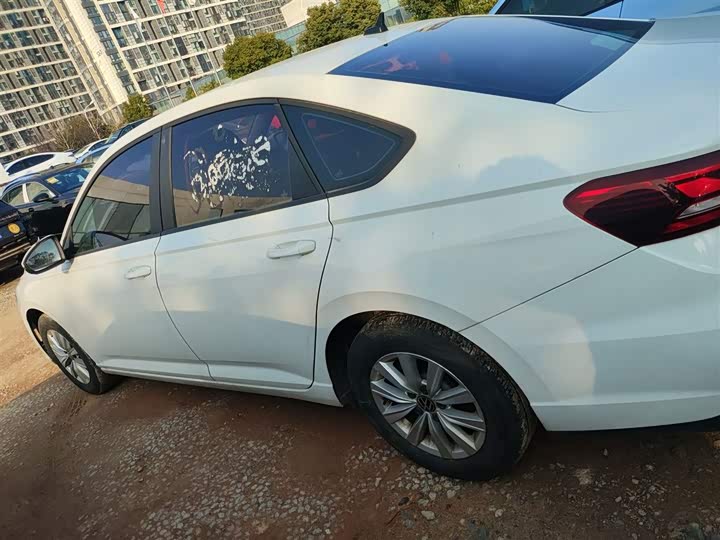 Фото 5 - Volkswagen Lavida