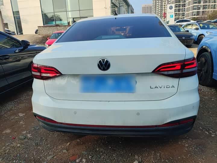 Фото 6 - Volkswagen Lavida