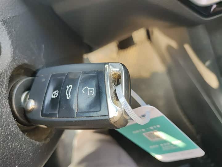 Фото 9 - Volkswagen Lavida