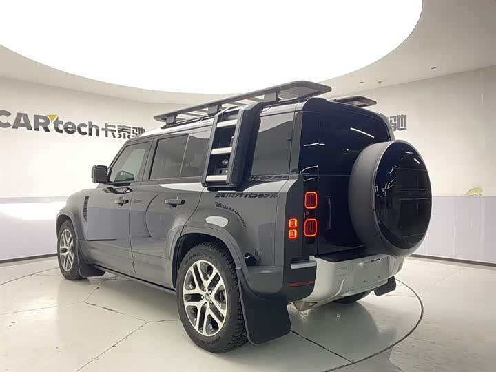 Фото 7 - Land Rover Defender