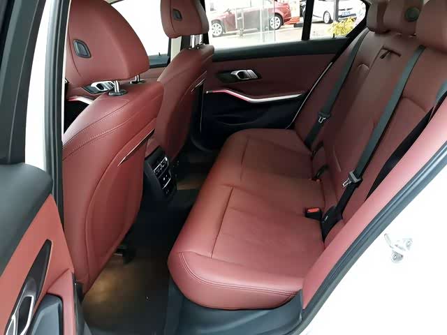 Фото 5 - BMW 3 Series