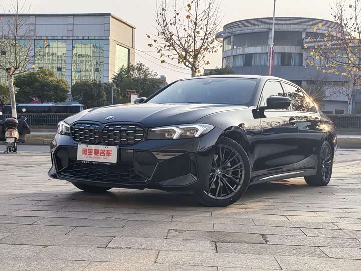 Фото 1 - BMW 3 Series