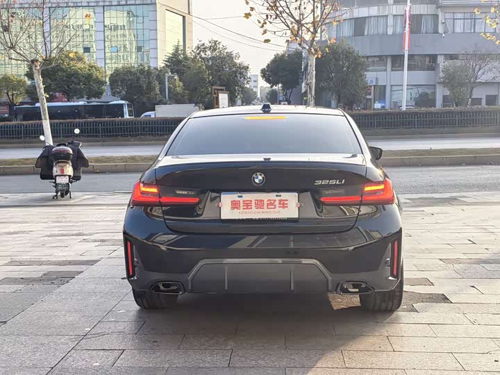 Фото 4 - BMW 3 Series