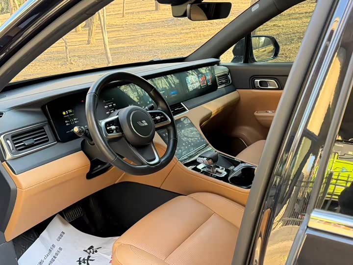 Фото 9 - LiXiang One