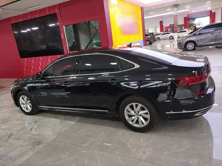 Фото 5 - Volkswagen Passat