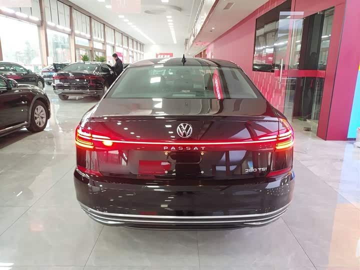 Фото 6 - Volkswagen Passat