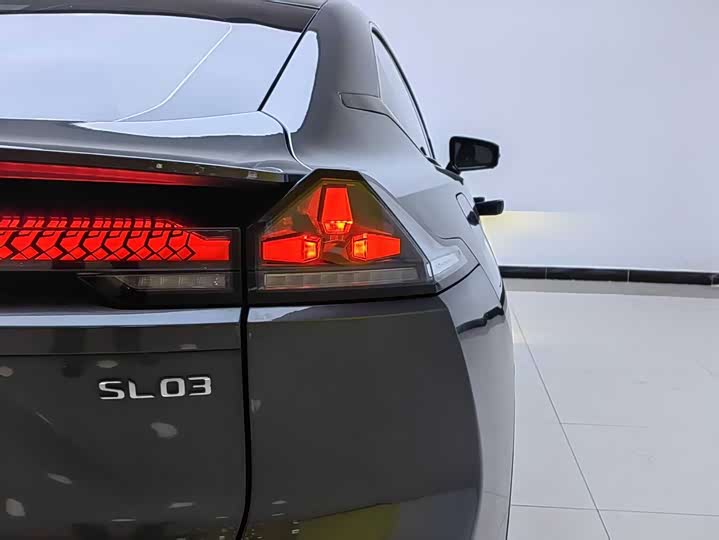 Фото 7 - Changan Deepal SL03