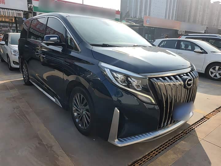 Фото 4 - GAC Trumpchi M8