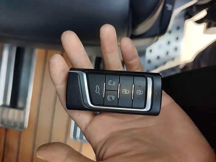 Фото 9 - GAC Trumpchi M8