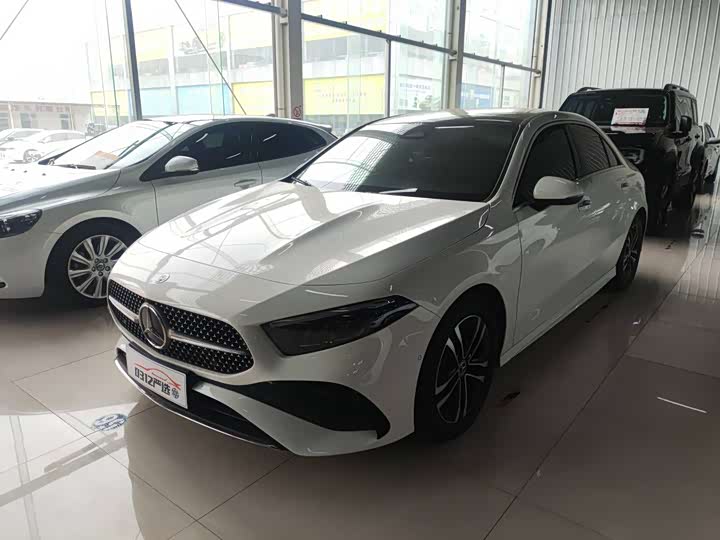 Фото 1 - Mercedes-Benz A-Class