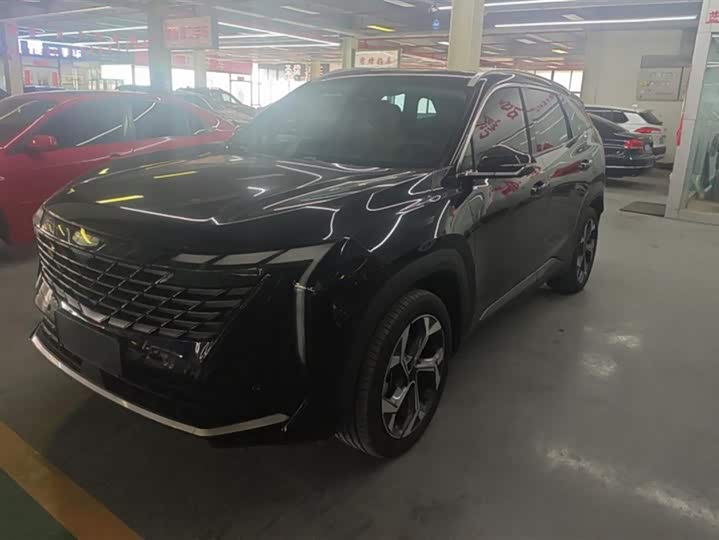 Фото 1 - Geely Atlas L