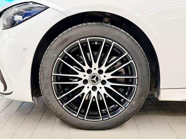 Фото 4 - Mercedes-Benz C-Class