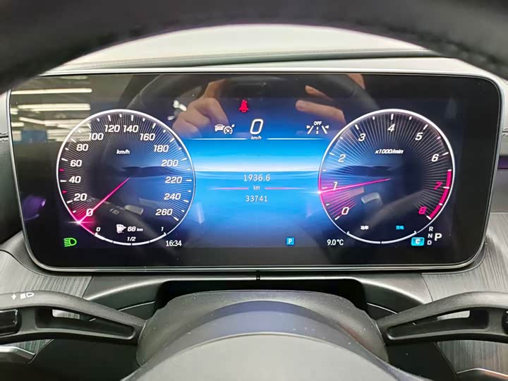 Фото 9 - Mercedes-Benz C-Class