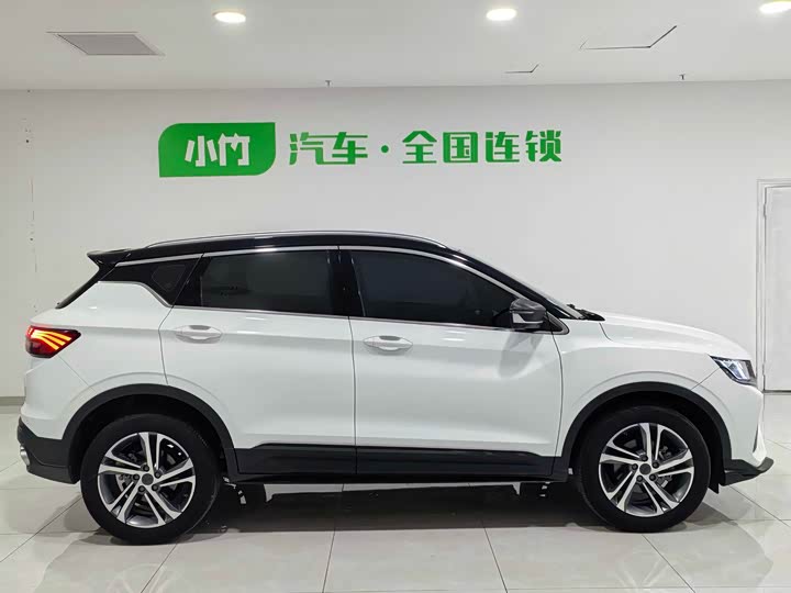 Фото 4 - Geely Coolray