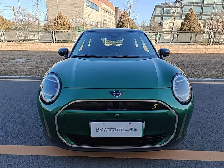 Фото 2 - Mini Cooper