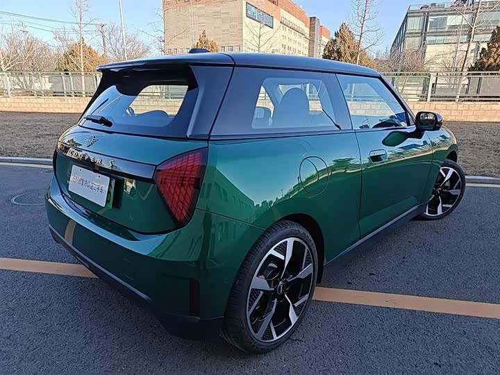 Фото 4 - Mini Cooper