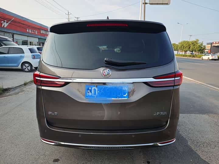 Фото 5 - Buick GL8 ES