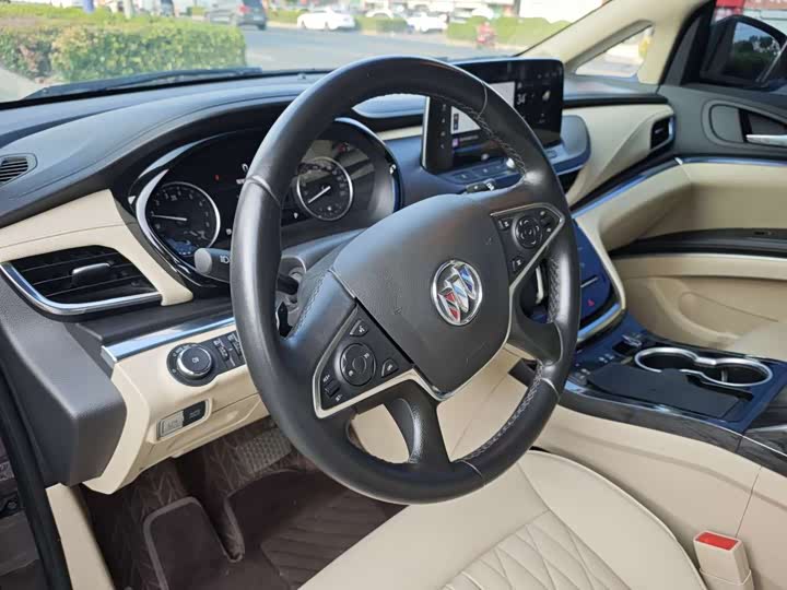 Фото 7 - Buick GL8 ES