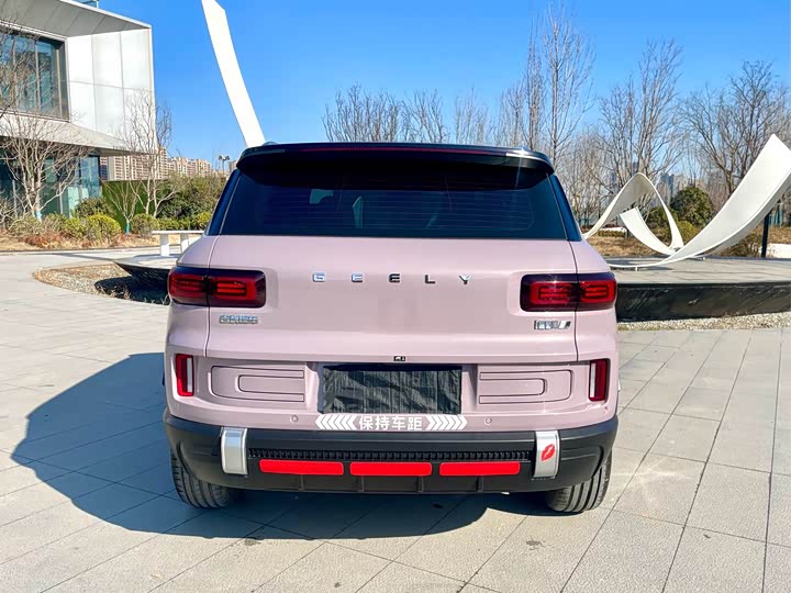 Фото 8 - Geely Icon