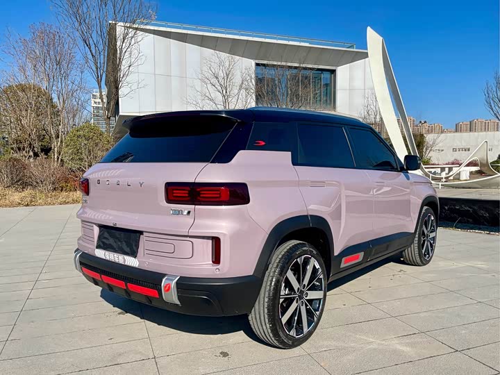 Фото 9 - Geely Icon