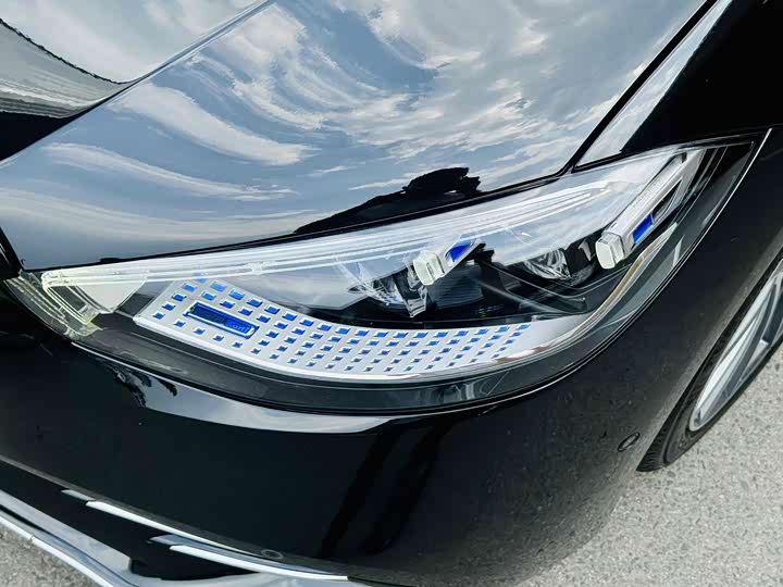 Фото 5 - Mercedes-Benz S-Class