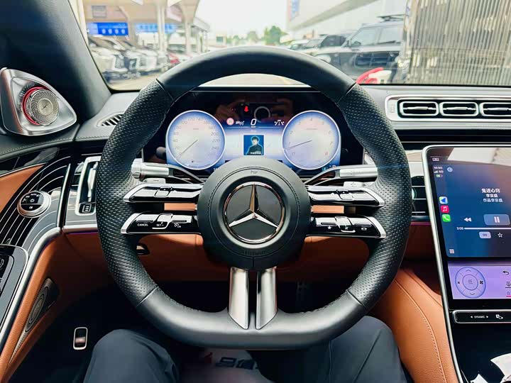 Фото 8 - Mercedes-Benz S-Class