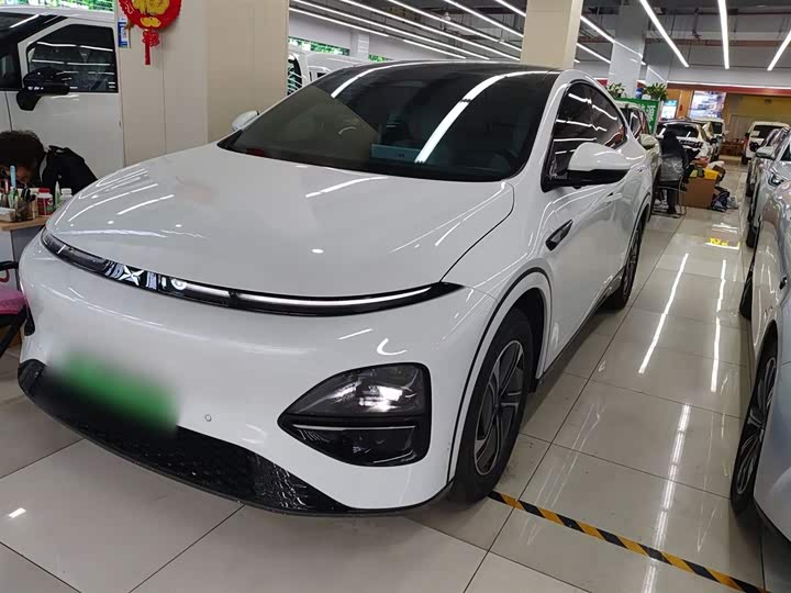 Фото 1 - XPeng G6