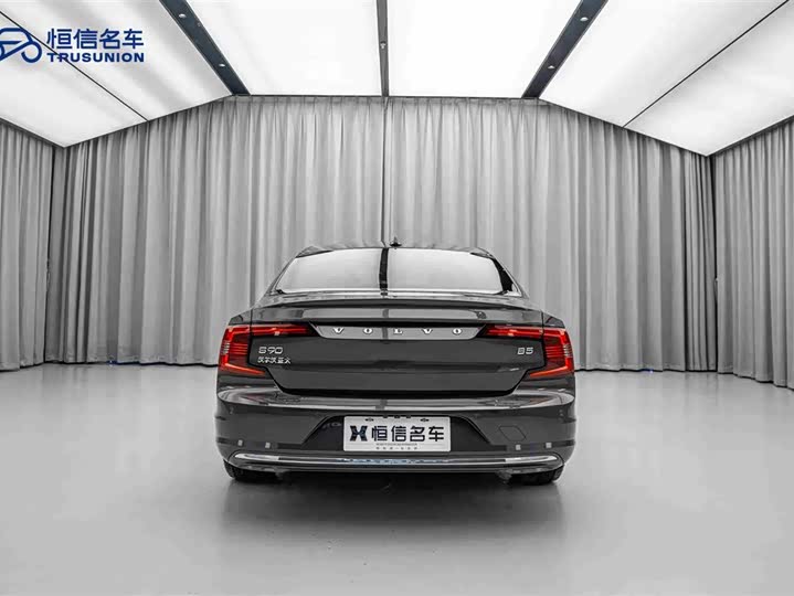 Фото 6 - Volvo S90