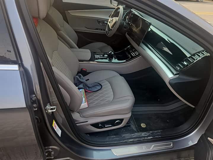 Фото 8 - BYD Han