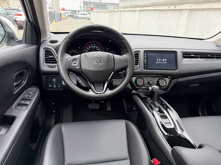 Фото 9 - Honda Vezel