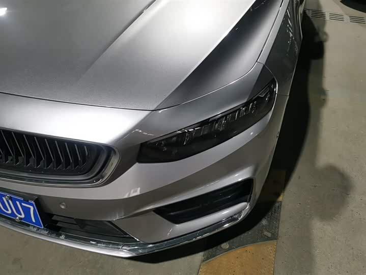 Фото 5 - Geely Preface