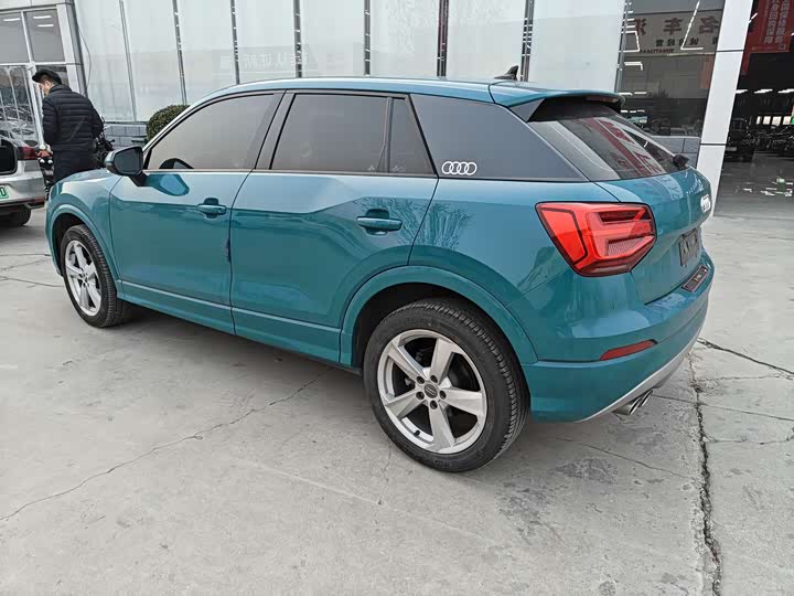 Фото 7 - Audi Q2L