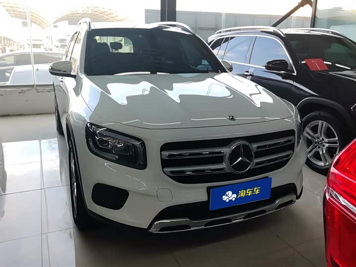 Фото 2 - Mercedes-Benz GLB-Class