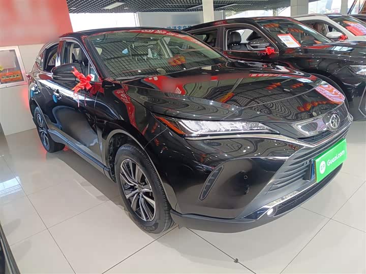 Фото 4 - Toyota Harrier
