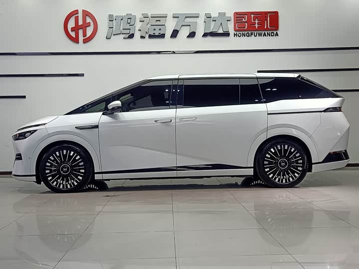 Фото 7 - XPeng X9