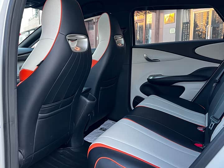 Фото 9 - BYD Dolphin