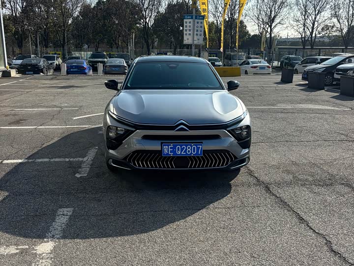 Фото 2 - Citroen C5 X